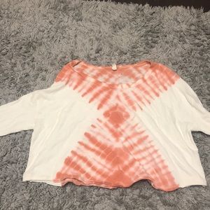 Long sleeve crop top shirt